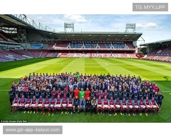 海外资本控股英超俱乐部达15家，美国中东投资重塑联赛产权格局